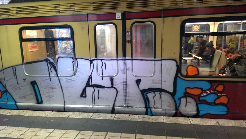 bvg-graffiti-berlin-24