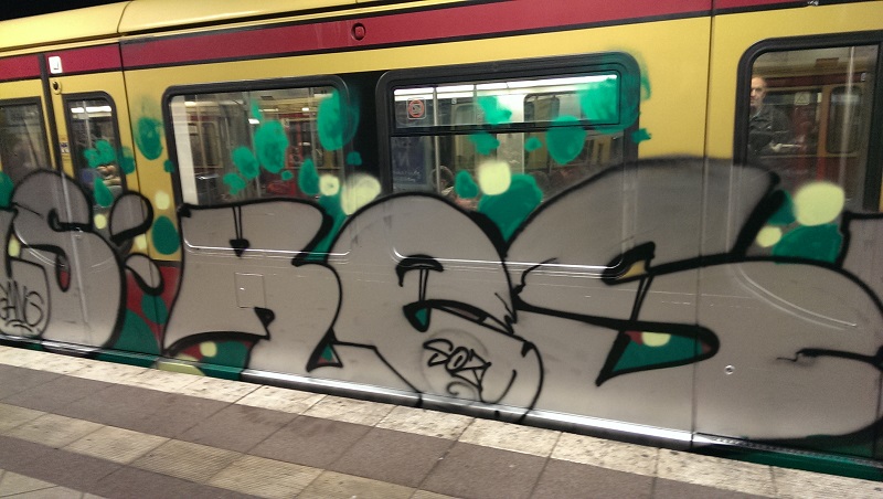 bvg-graffiti-berlin-43